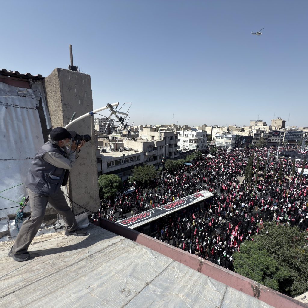 مستند تشییع